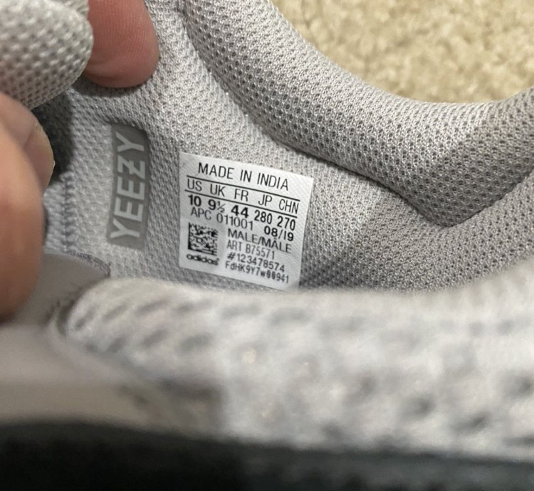 Adidas Yeezy Boost 700 Wave Runner brand New No Box- Us10