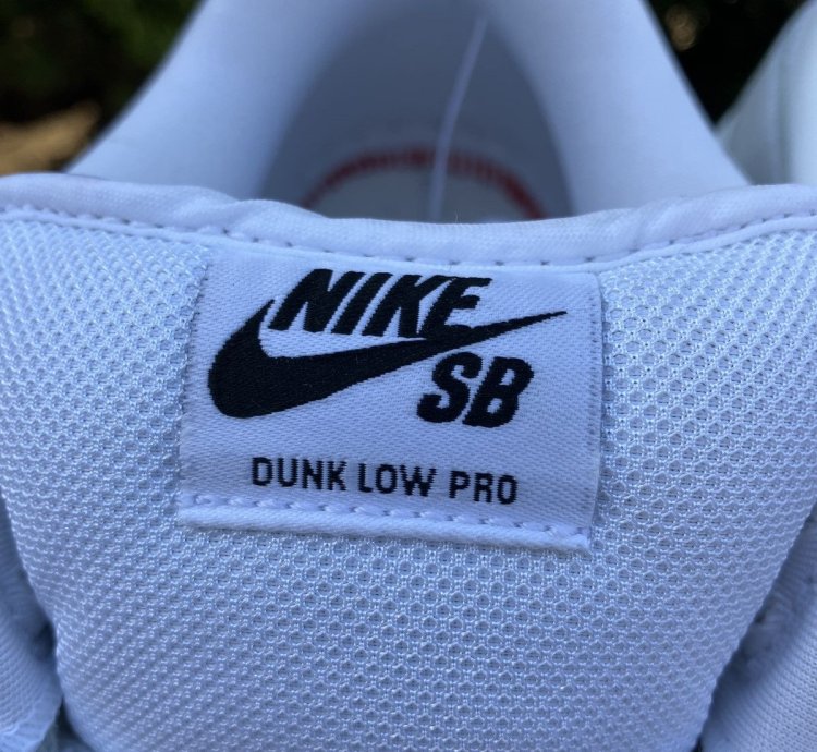 Supreme Sb Dunk Low Red White Varsity Red-white-black