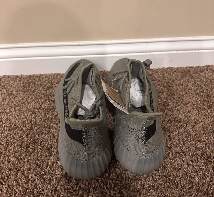 Adidas Yeezy Boost V2 Granite