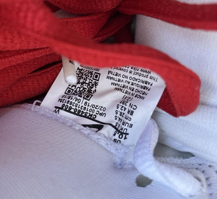 Supreme Sb Dunk Low Red White Varsity Red-white-black