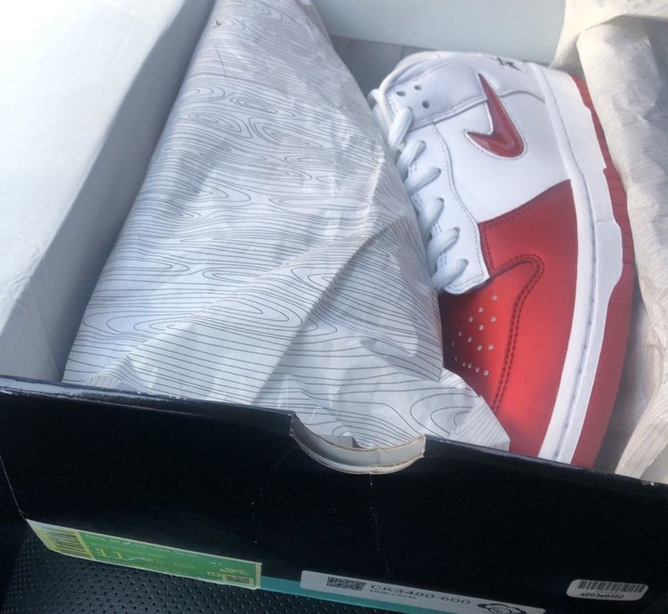 Supreme Sb Dunk Low Red White White Red Varsity Red