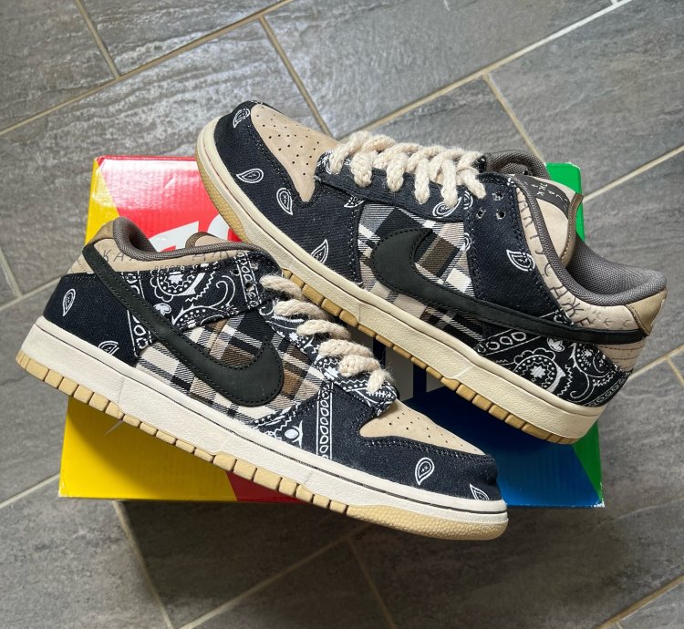 Nike Sb Dunk Low Travis Scott