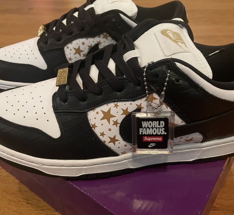 Supreme Sb Dunk Low Stars black