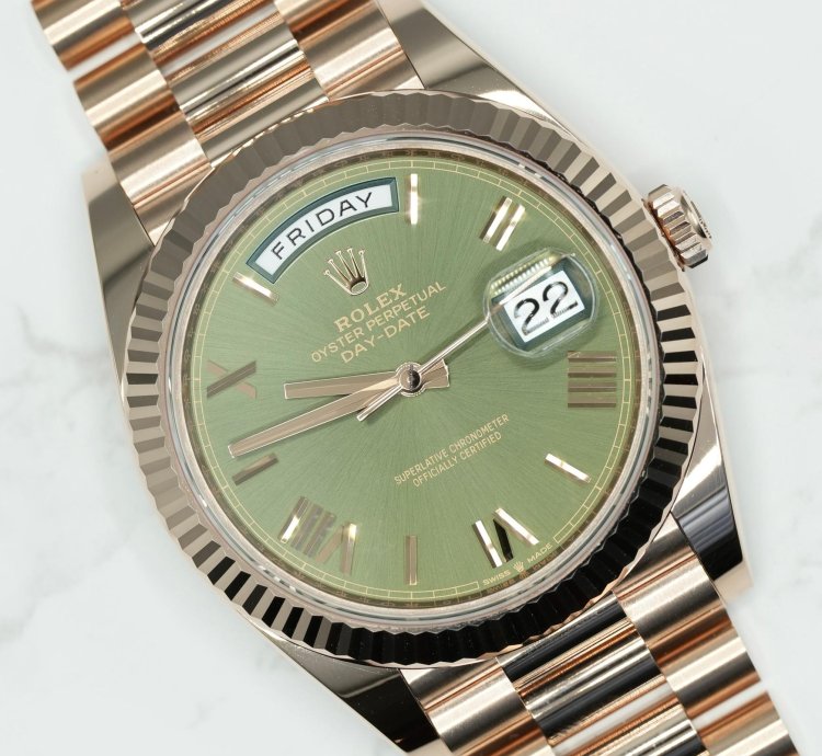Rolex Day-date 40 2024 Rose Gold Day-date 40 Olive Green Dial Unworn Box And Papers 228235