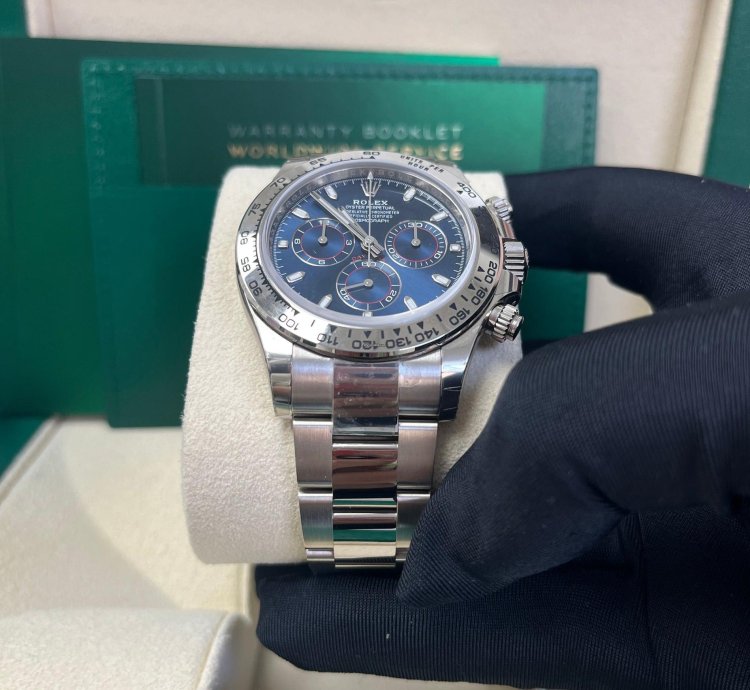 Rolex Daytona 40mm White Gold Cosmograph Blue Index Dial 116509