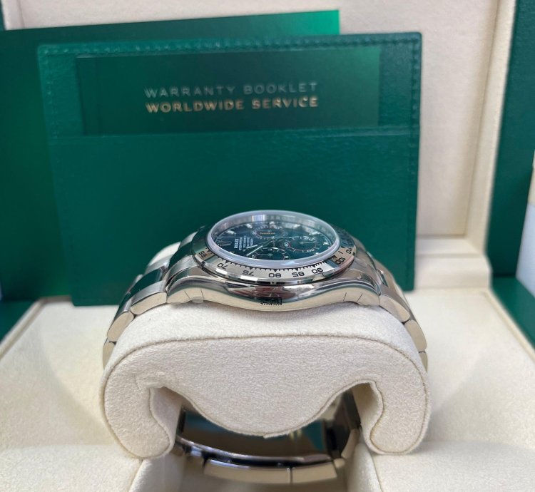 Rolex Daytona 40mm White Gold Cosmograph Blue Index Dial 116509