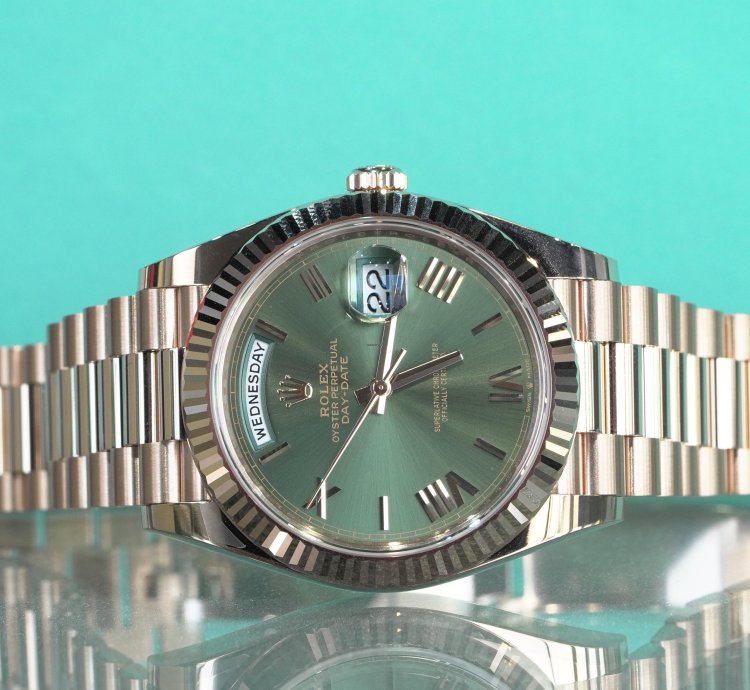 Rolex Day-date 40 2024 Unworn Olive Dial Day-date 40mm 228235