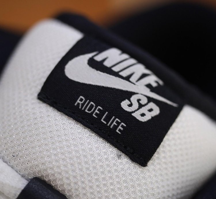 Murasaki Sports X Nike Sb Dunk Low Trd Qs