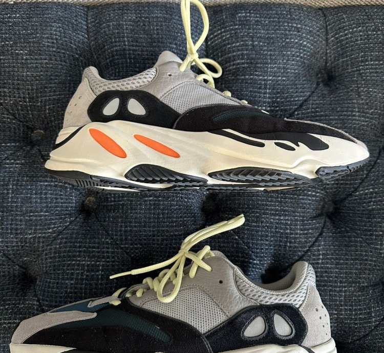 Adidas Yeezy Wave Runner 700 Solid Grey