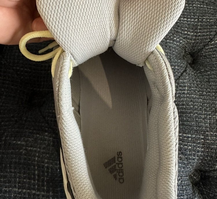 Adidas Yeezy Wave Runner 700 Solid Grey