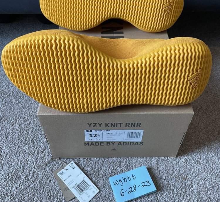 Adidas Yzy Knit Rnr