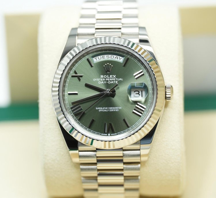 Rolex Day-date 40 2024 White Gold Day-date 40 Green Olive Dial Unworn Box And Papers 228239