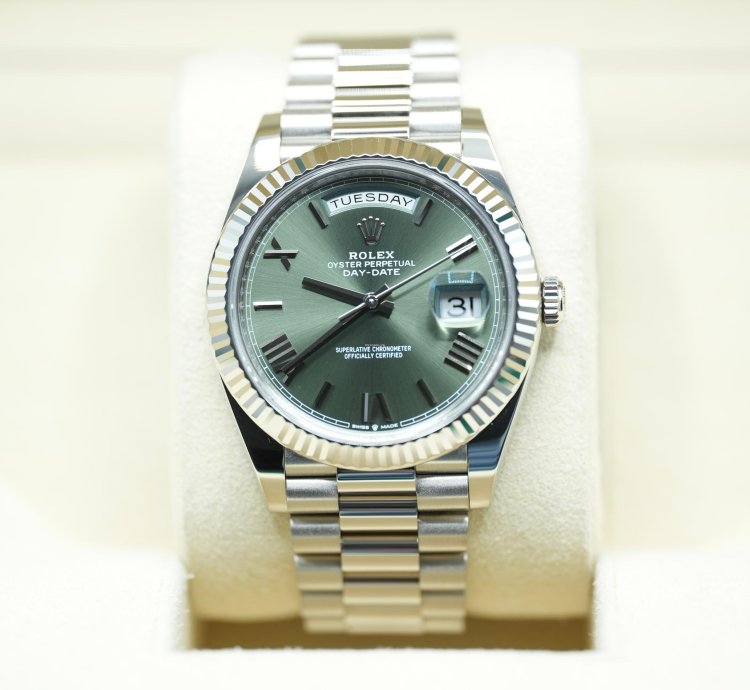 Rolex Day-date 40 2024 White Gold Day-date 40 Green Olive Dial Unworn Box And Papers 228239