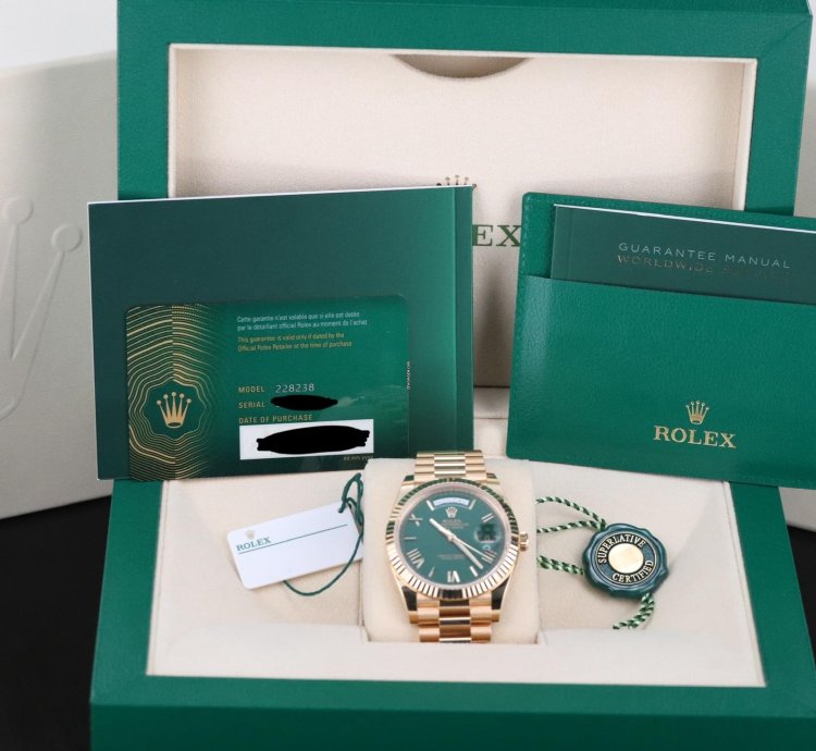 Rolex Day-date 40 2025 Complete Set Money Green Dial Yellow Gold Day Date Presidential 228238