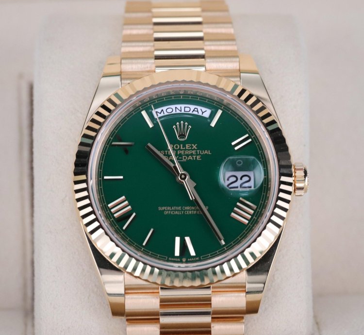 Rolex Day-date 40 2025 Complete Set Money Green Dial Yellow Gold Day Date Presidential 228238