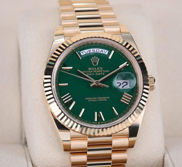 Rolex Day-date 40 2025 Complete Set Money Green Dial Yellow Gold Day Date Presidential 228238