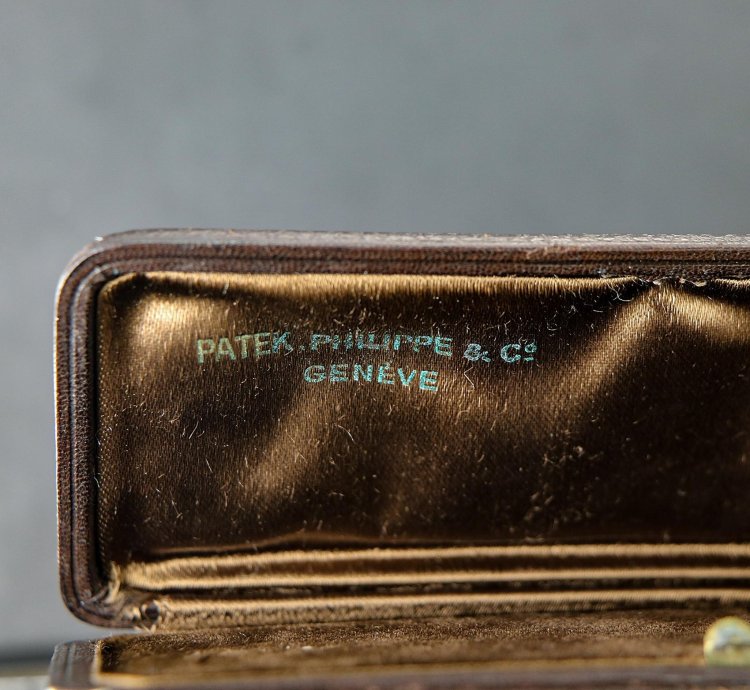 Patek Philippe Chronograph Vintage Chronograph 18kt Yellow Gold Spider Lugs Ref 1579 From Year 1953