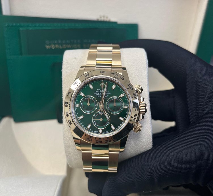 Rolex Daytona 40mm Yellow Gold Cosmograph Green Index Dial 116508
