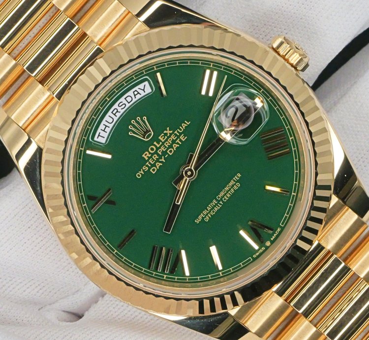 Rolex Day-date 40 2025 New Unworn Day Date Money Green Fluted Bezel Yellow Gold Presidential 228238