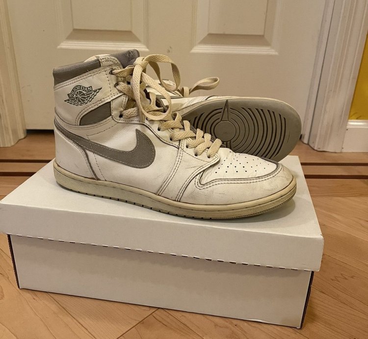 Air Jordan 1 Neutral Grey 1985 Vintage Nike Og