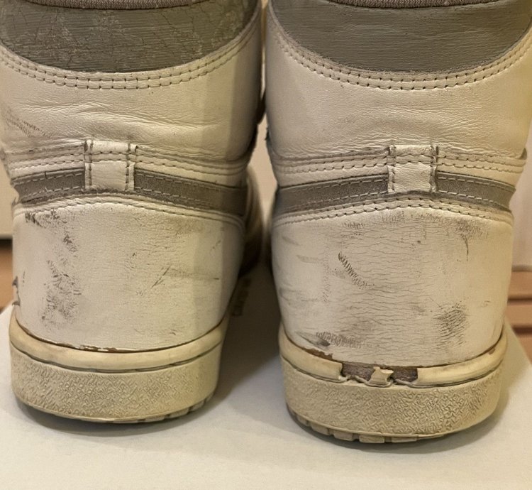 Air Jordan 1 Neutral Grey 1985 Vintage Nike Og