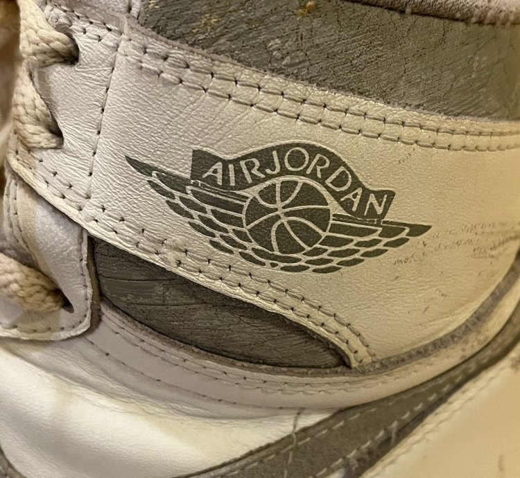 Air Jordan 1 Neutral Grey 1985 Vintage Nike Og