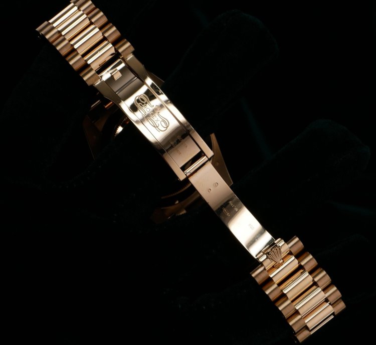 Rolex Day-date 40 2025 New Unworn Day-date Green Ombre Gradient Yellow Gold President 228238-0069