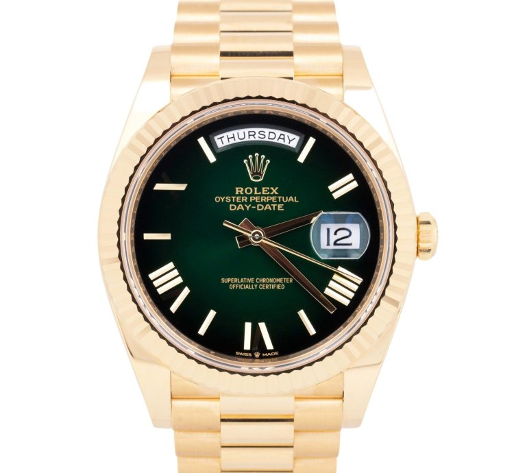 Rolex Day-date 40 2025 Rolex Day-date President 40mm Green Ombre 18k Gold 228238 Box