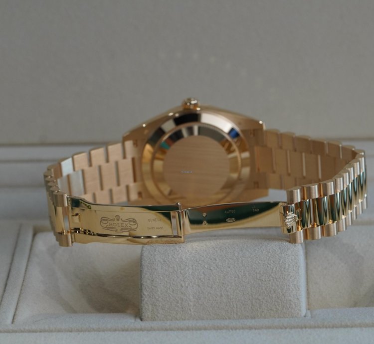 Rolex Day-date 40 2025 Unworn White Roman Numeral Daydate 40mm 228238