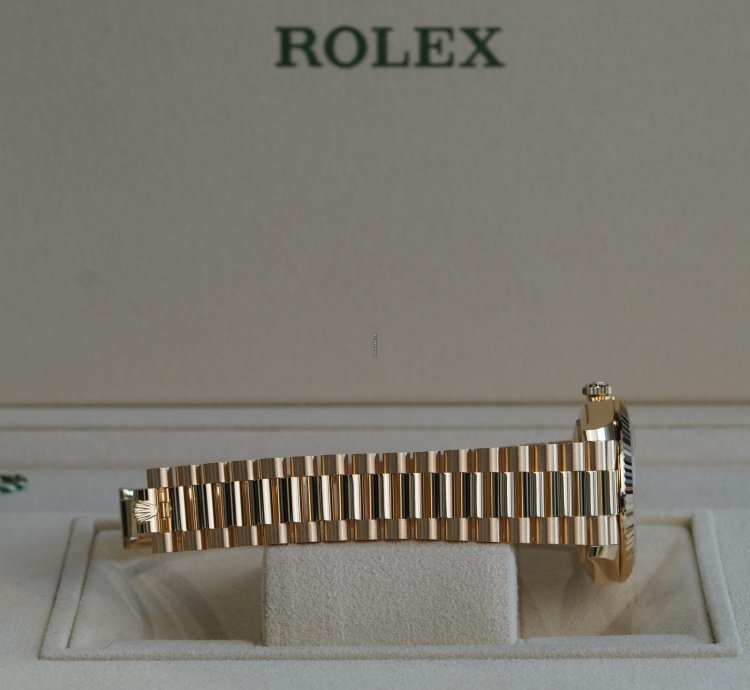 Rolex Day-date 40 2025 Unworn White Roman Numeral Daydate 40mm 228238
