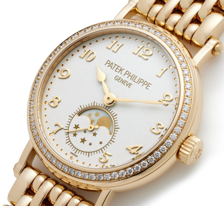 Patek Philippe Complications 18k Yellow Gold 7121 1j-001 - Com003640