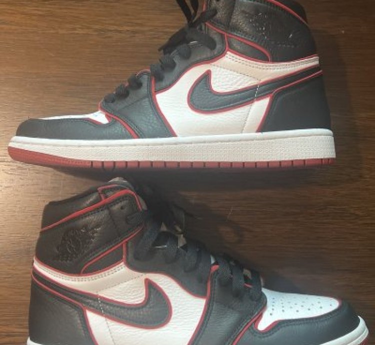 Air Jordan 1 Retro High Og Bloodline