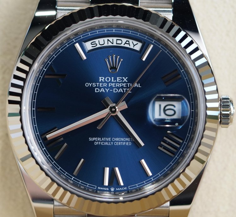 Rolex Day-date 40 2025 Unworn Blue Roman Daydate 18kt White Gold 228238