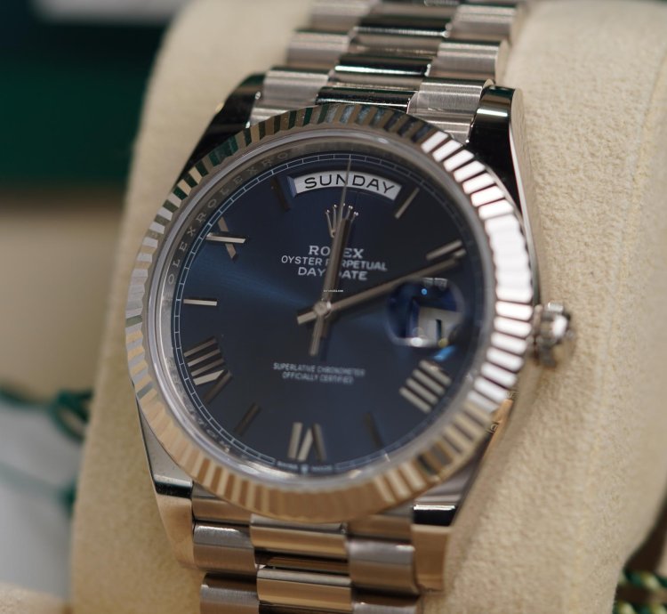 Rolex Day-date 40 2025 Unworn Blue Roman Daydate 18kt White Gold 228238