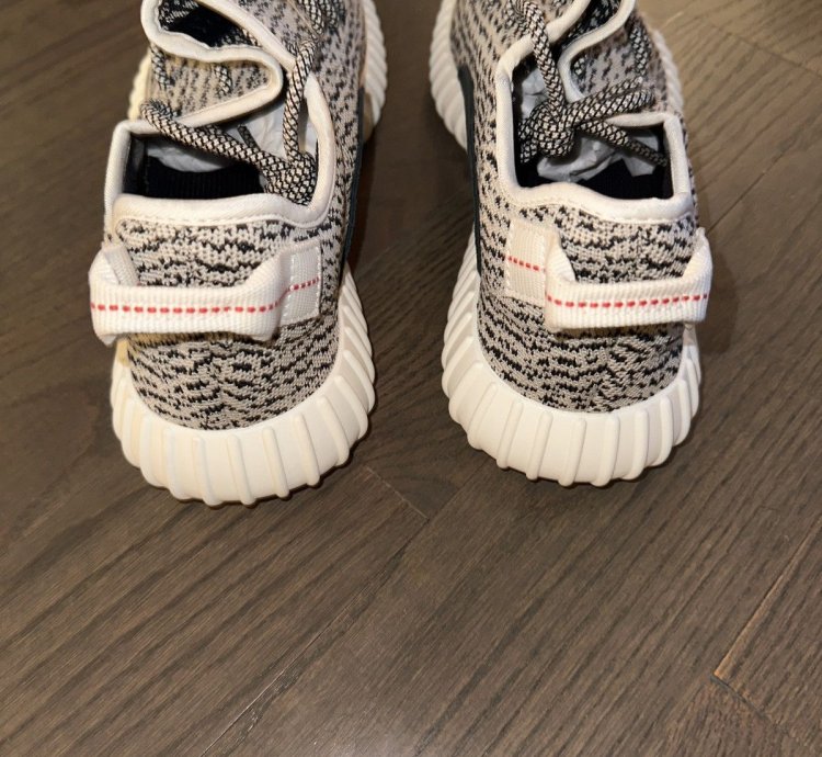 Brand New Yeezy 350 Turtle Dove Size 12