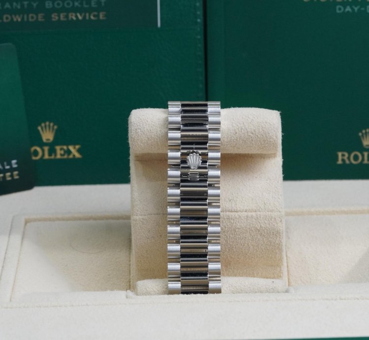 Rolex Day-date 40 2025 Unworn Day-date 40 Platinum Ice Blue Dial