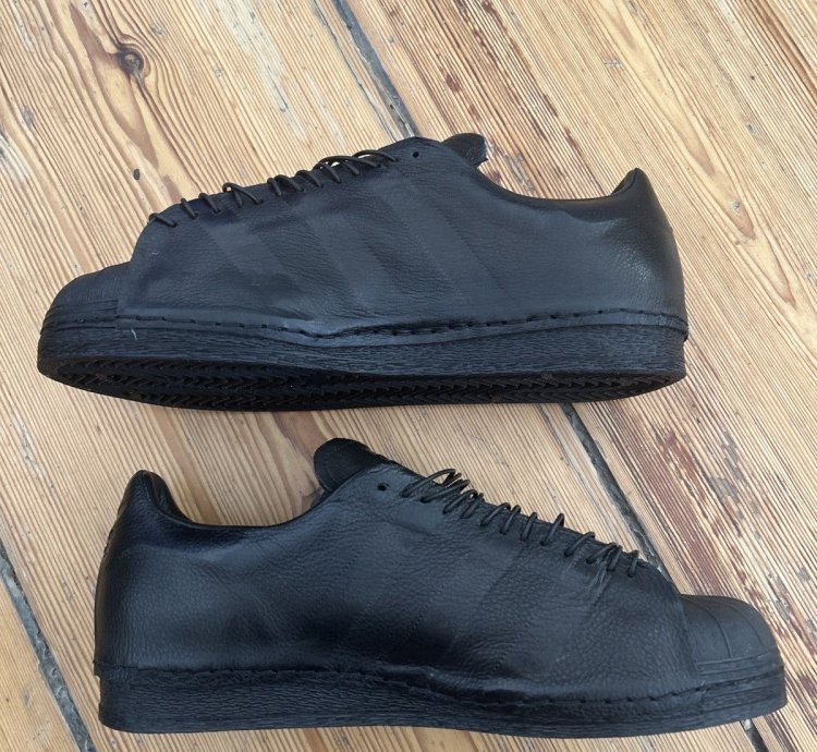 Brenda Hashtag Adidas Superstars