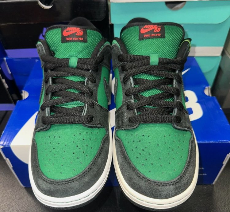 Size 11 - Nike Dunk Premium Sb Low Green - 313170-306