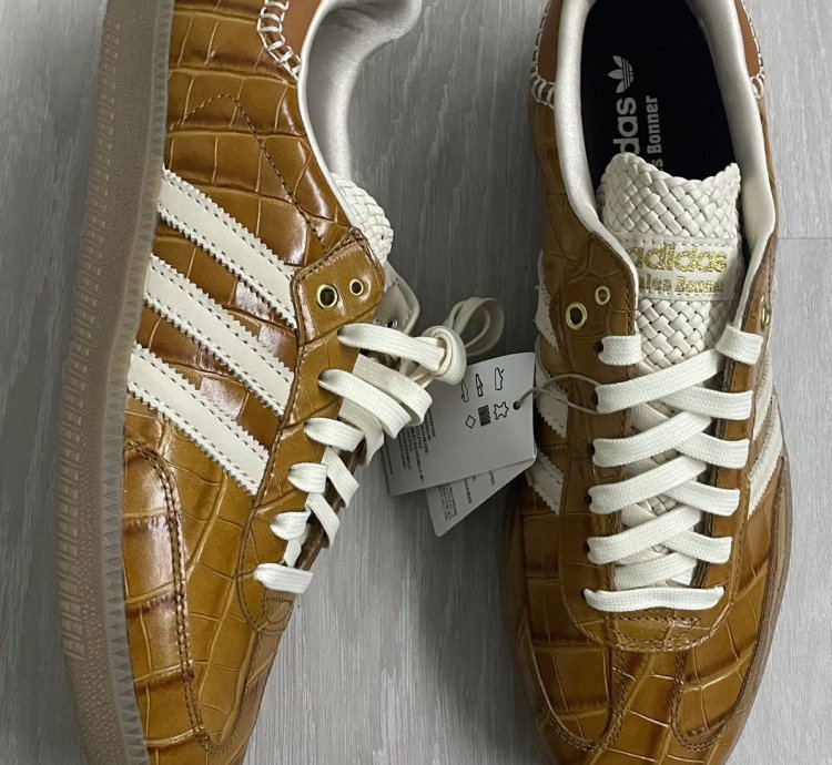 Brown Croc Samba Sz 11 5