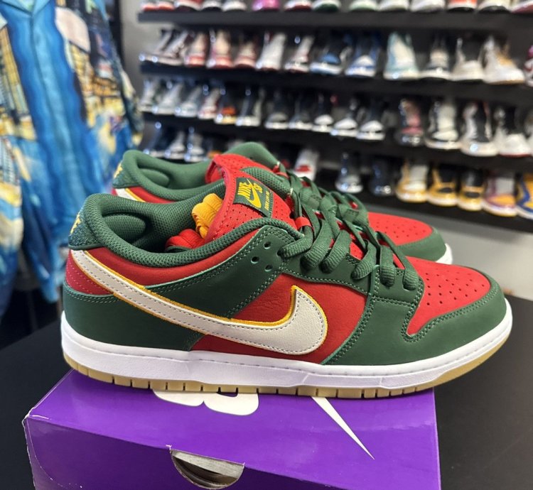 Size 11 - Nike Dunk Premium Sb Low Seattle Supersonics New