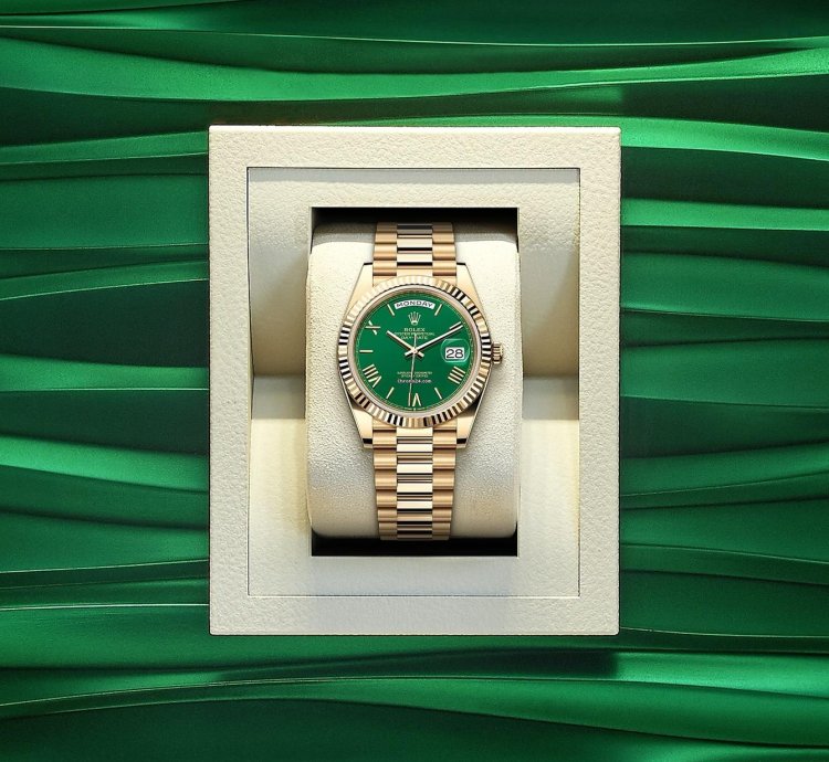 Rolex Day-date 40 2025 Unworn Day-date 40 President Yellow Gold Fluted Bezel Green Roman Numeral Dial