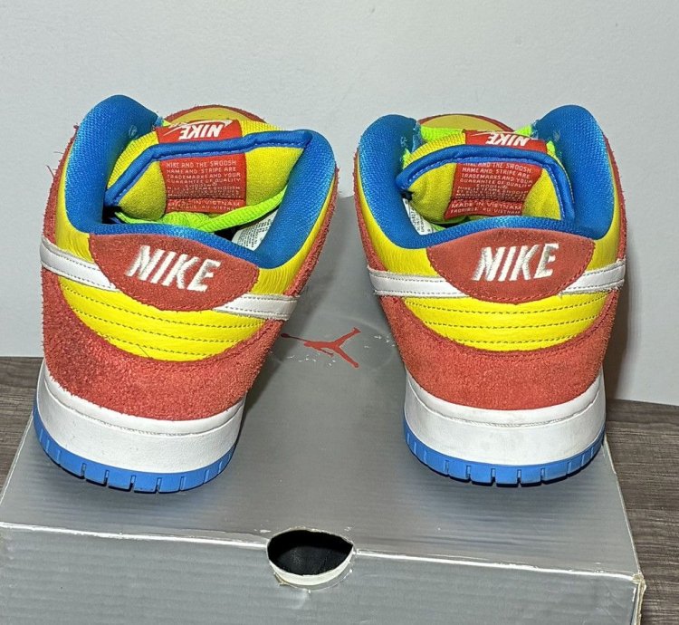 Size 11 - Nike Sb Dunk Low Pro Bart Simpson