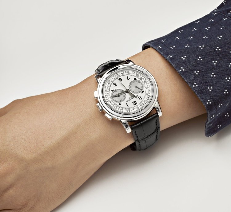 Patek Philippe Complications 5070g-001 Annual Calendar Chronograph White Gold Silver Dial 2003