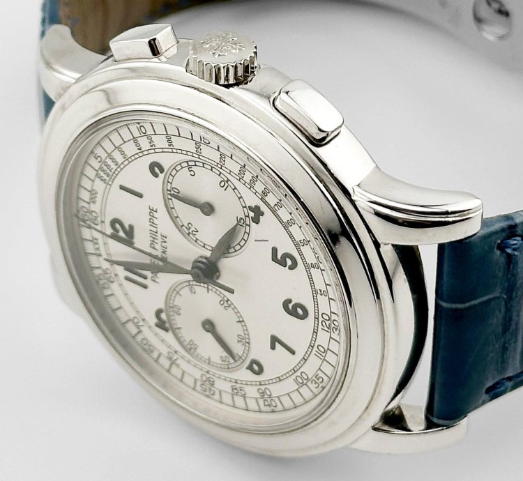 Patek Philippe Complications 5070g-001 Annual Calendar Chronograph White Gold Silver Dial 2003