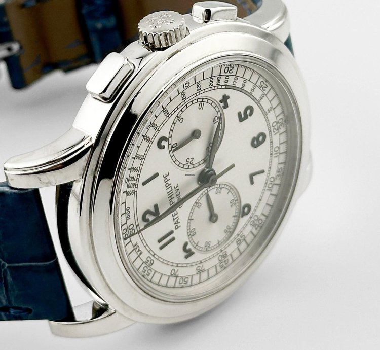 Patek Philippe Complications 5070g-001 Annual Calendar Chronograph White Gold Silver Dial 2003