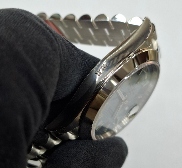 Rolex Day-date 40 228206