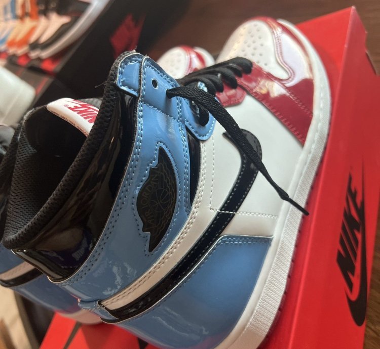 Air Jordan 1 Retro High Og Fearless
