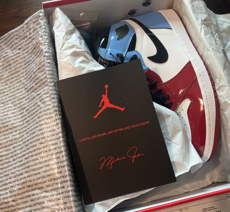 Air Jordan 1 Retro High Og Fearless