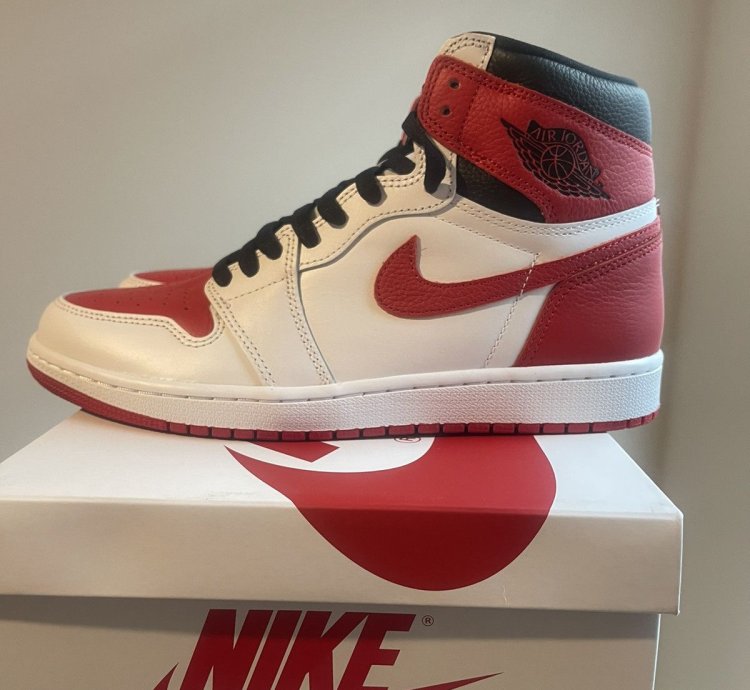 Air Jordan 1 Retro High Og Heritage
