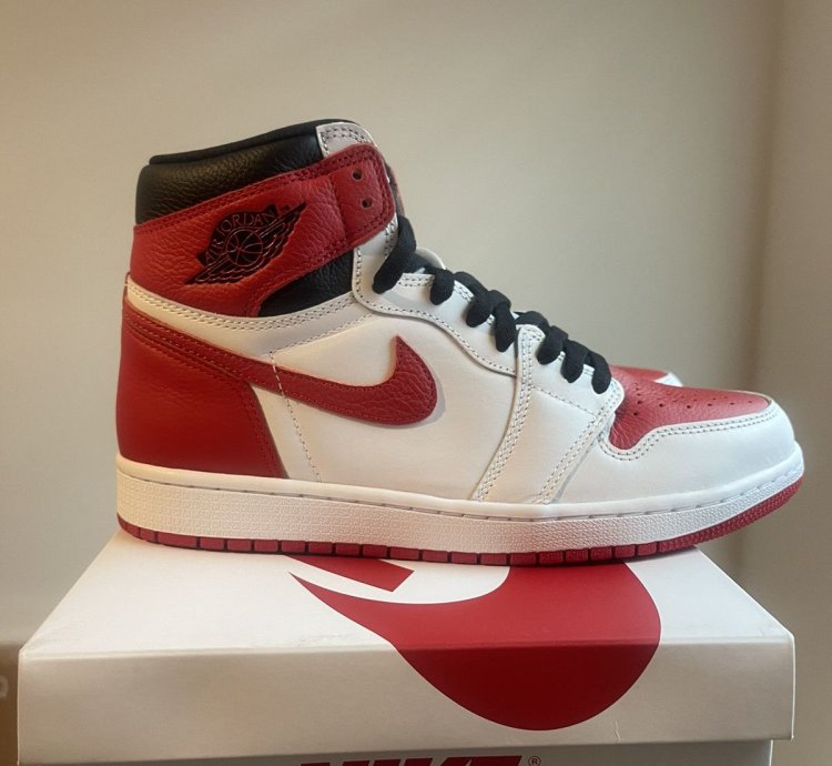 Air Jordan 1 Retro High Og Heritage